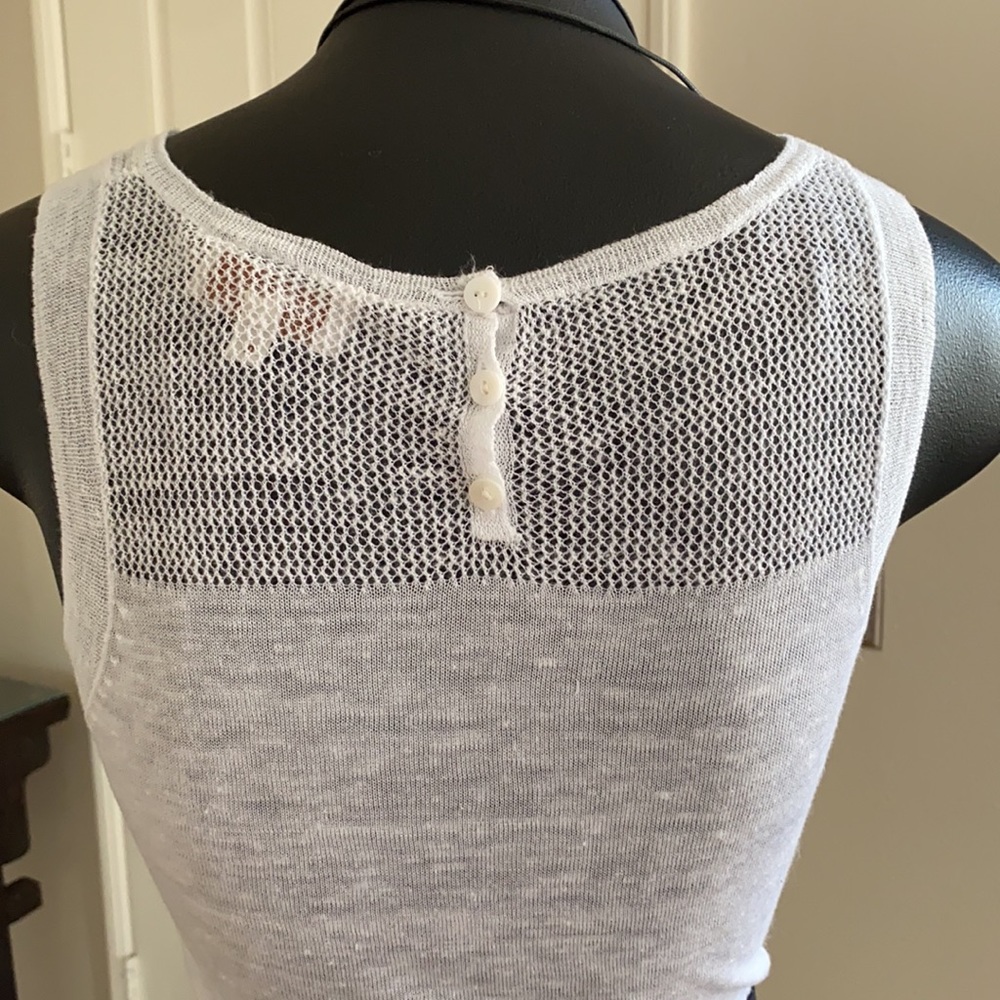 Linen top - Picture 4 of 8